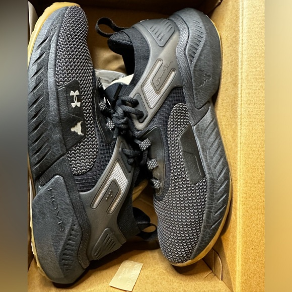 Under Armour Project Rock 5 - Picture 4 of 8